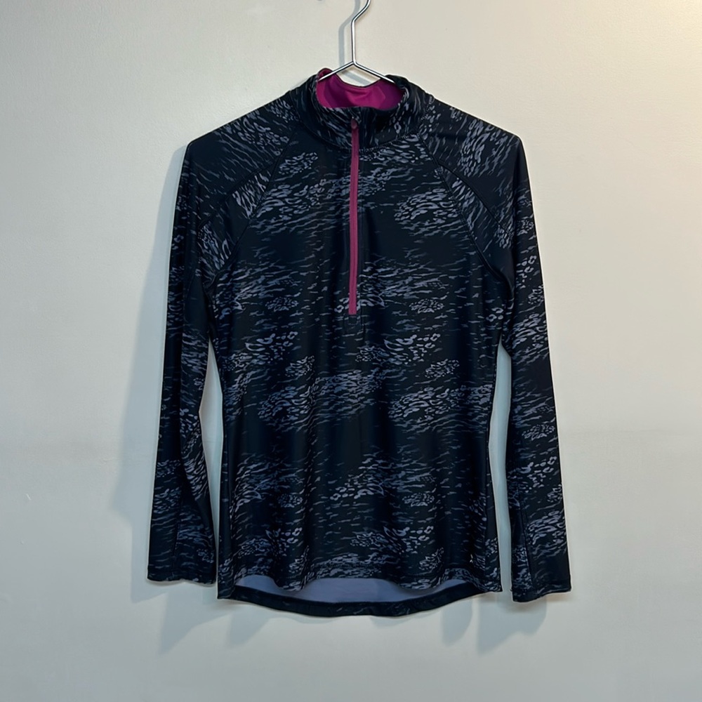 Energy Zone brand women’s 1/4 zip size S dark navy color